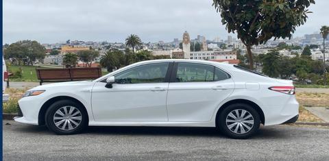 Toyota Camry Hybrid 2020