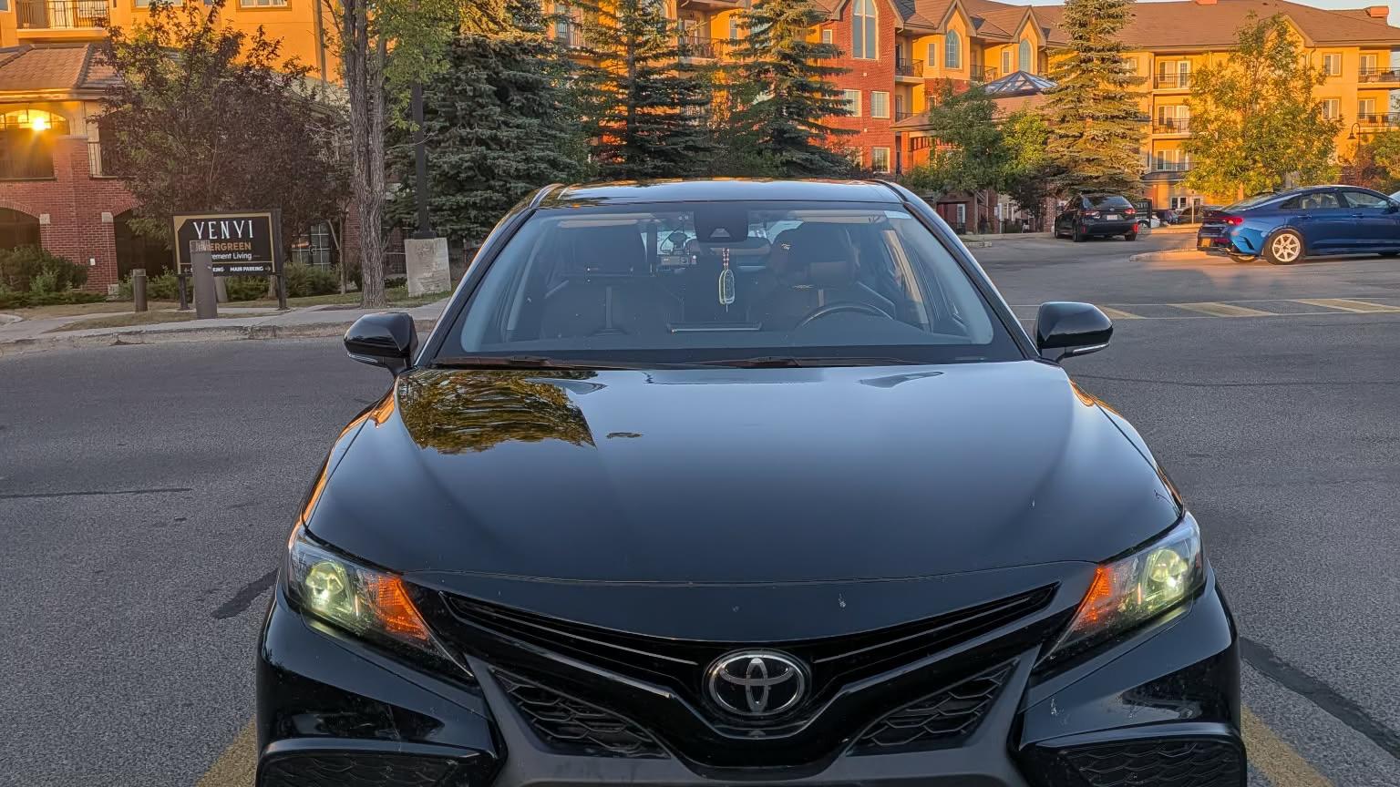 Toyota Camry 2022 à Calgary, AB