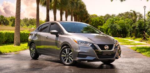 Nissan Versa 2021