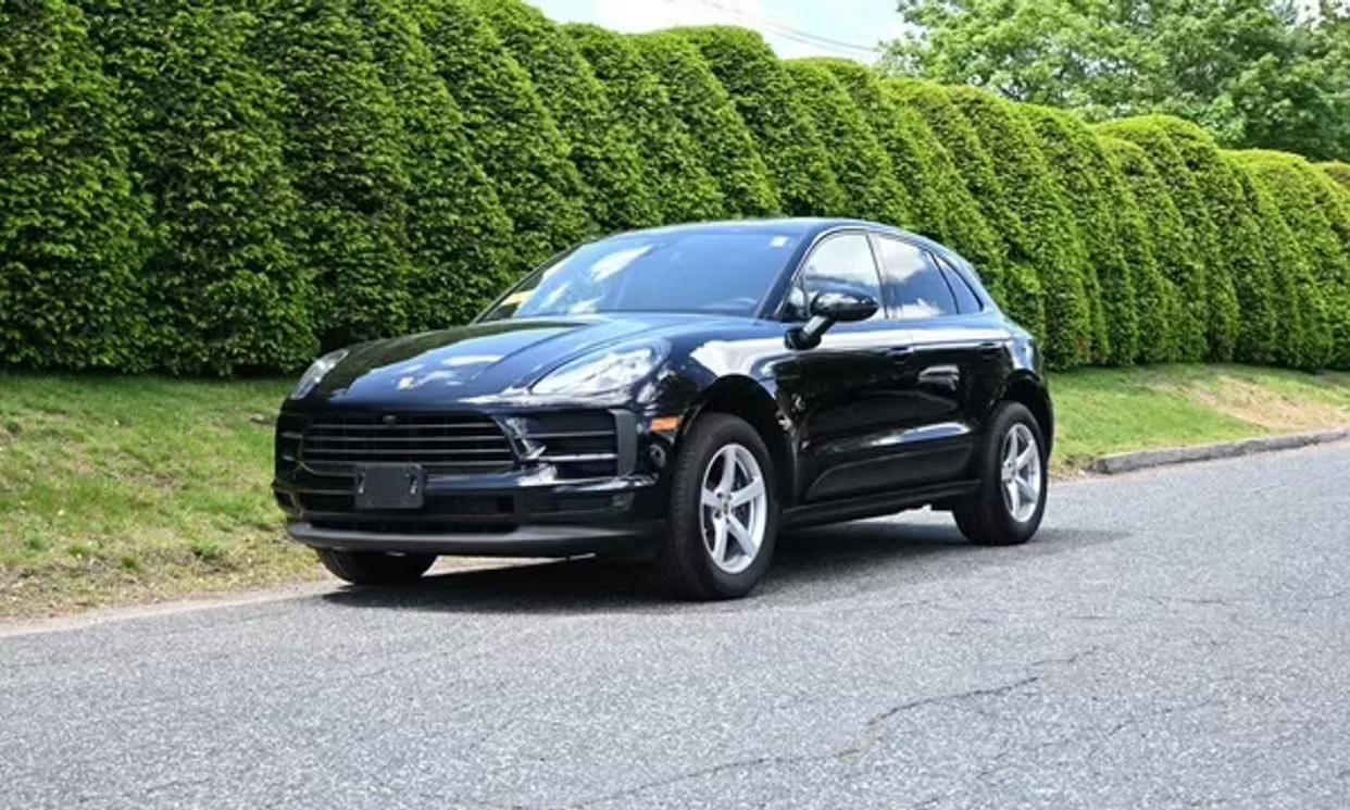 Porsche Macan 2021 in Arlington, VA
