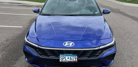 Hyundai Elantra 2025