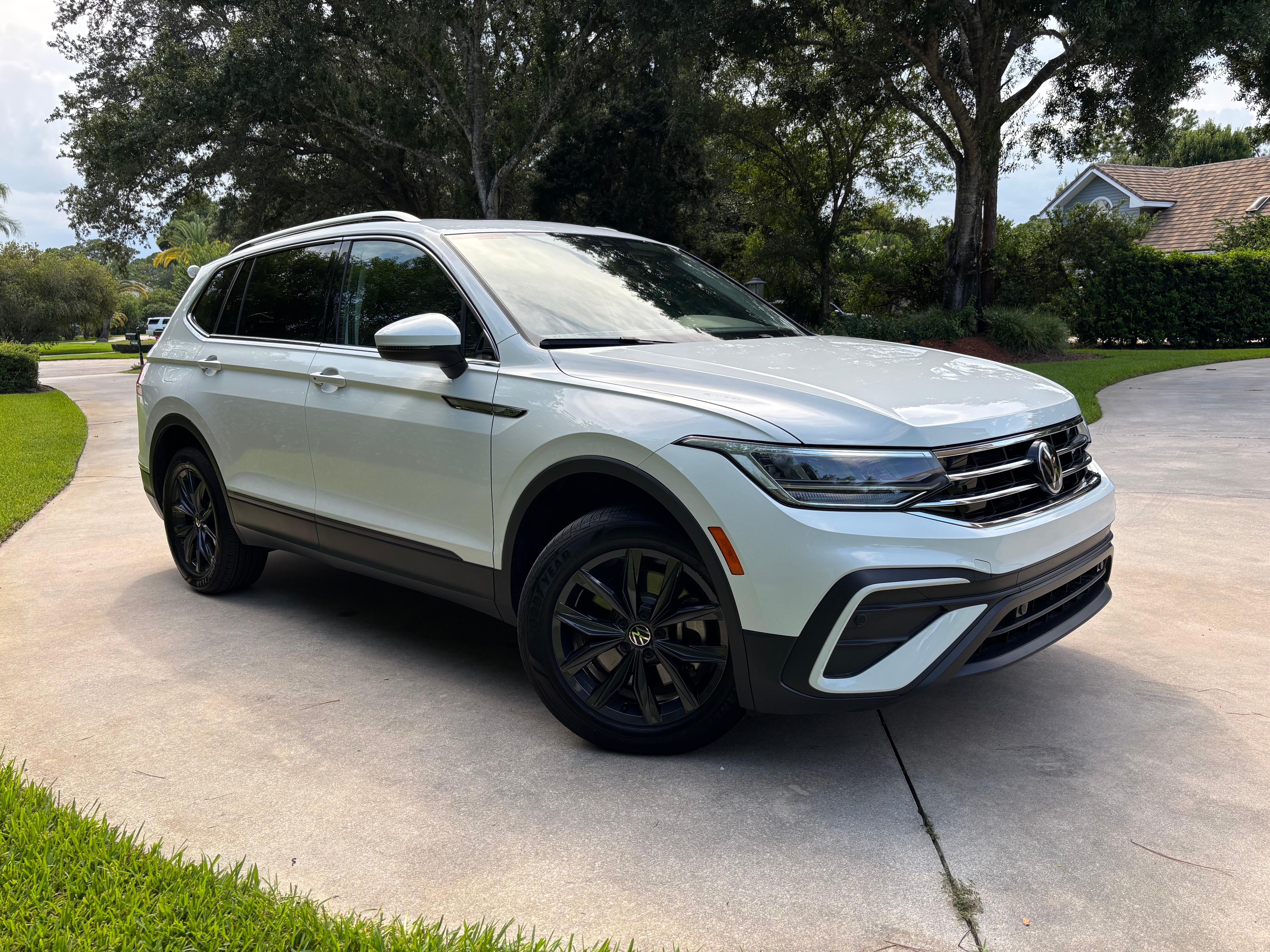 Volkswagen Tiguan 2024 in Port St Lucie, FL