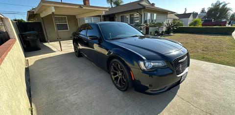 Chrysler 300 2017
