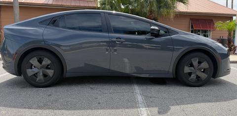 Toyota Prius 2024
