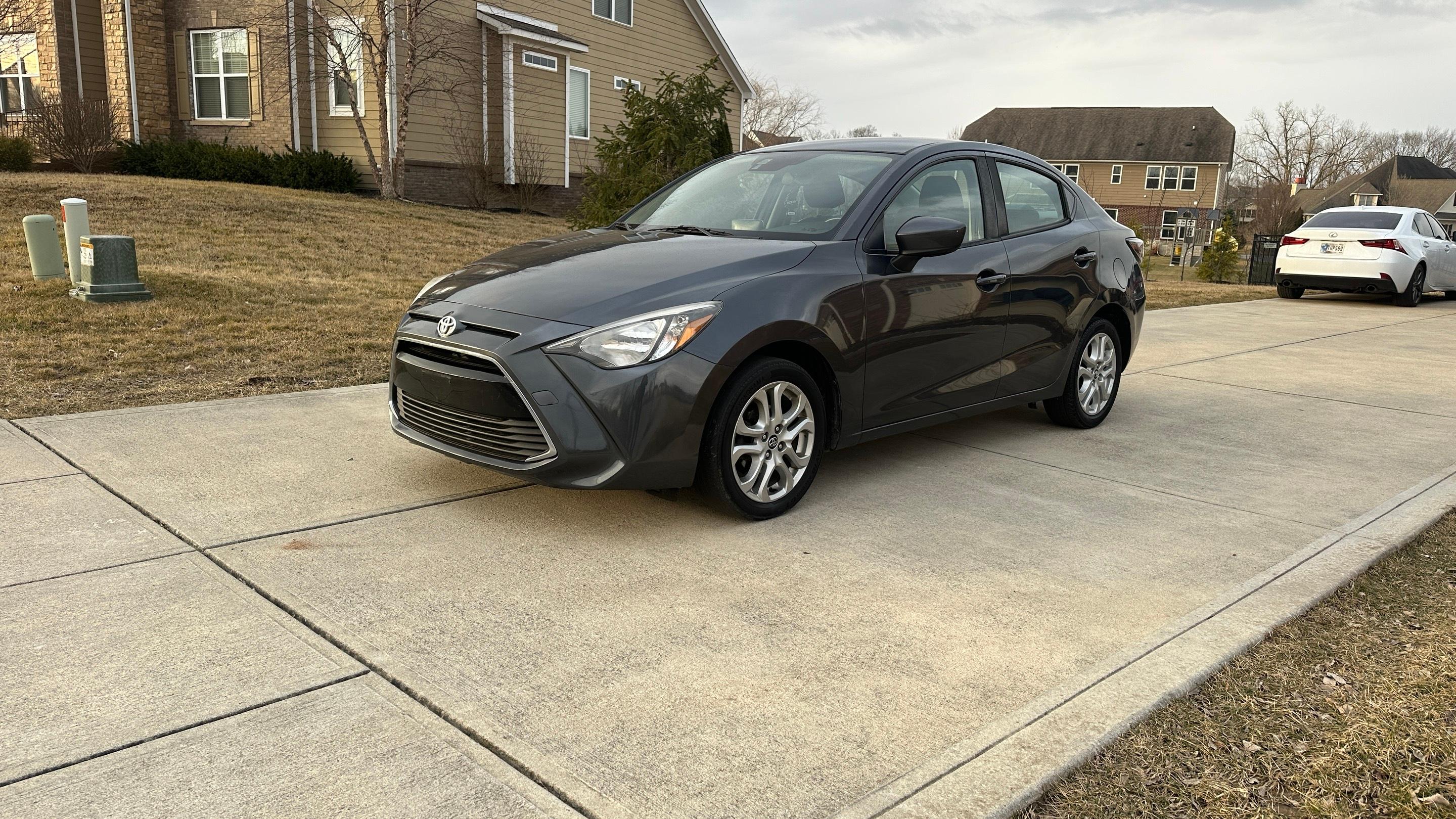 Toyota Yaris iA 2018 in Indianapolis, IN
