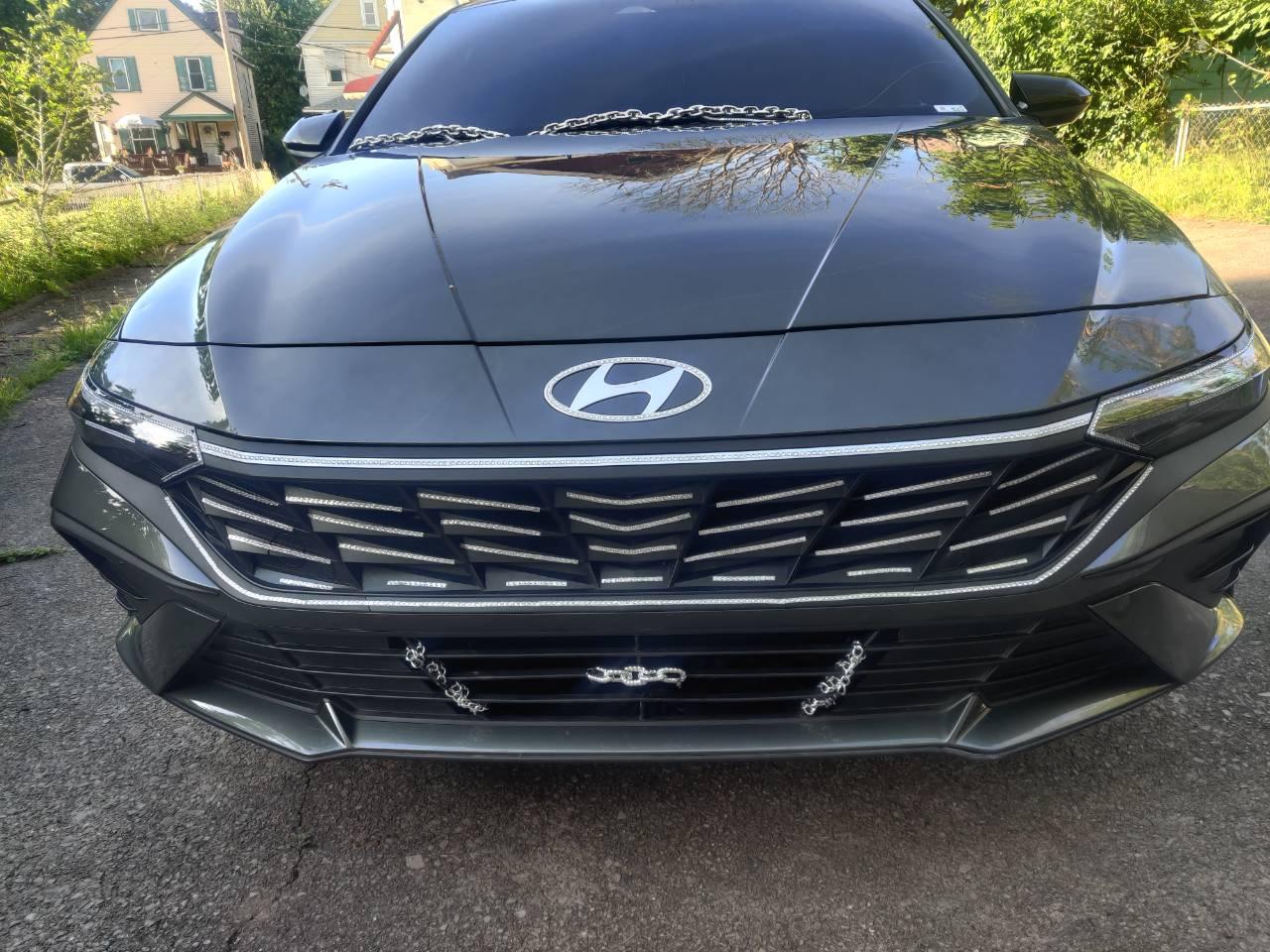Hyundai Elantra 2025 in 