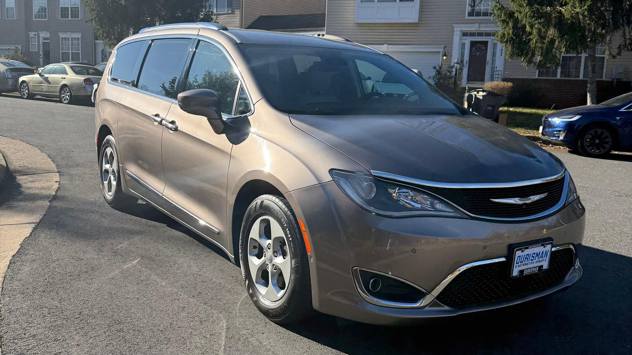 Chrysler Pacifica 2017 in Lincoln, RI