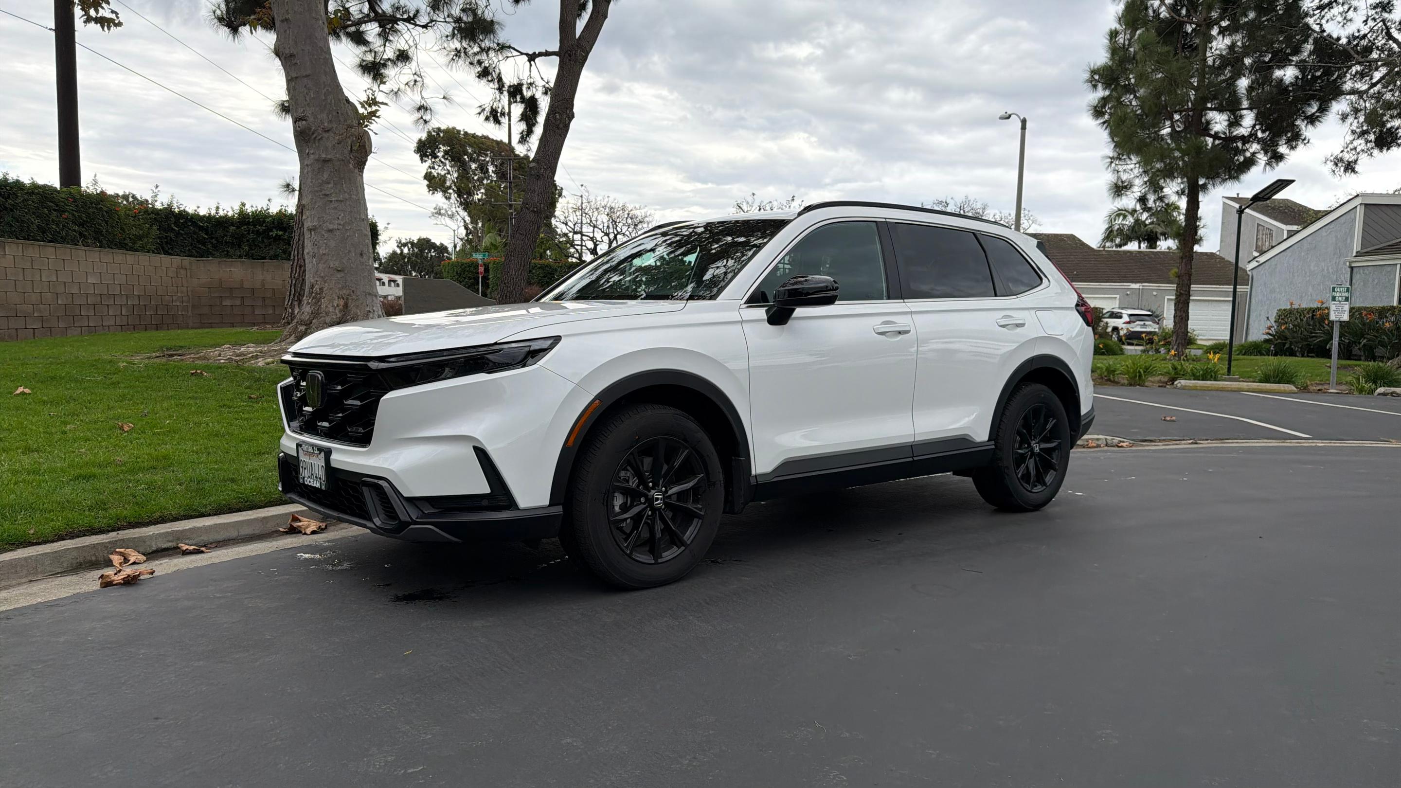 Honda CR-V Hybrid 2025 in 
