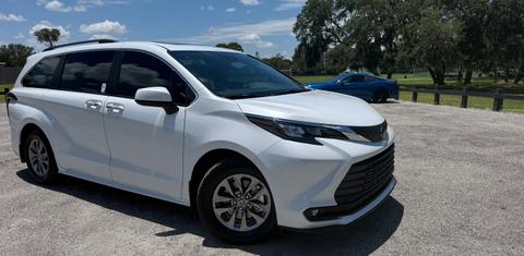 Toyota Sienna 2026