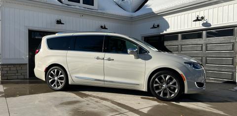 Chrysler Pacifica 2019