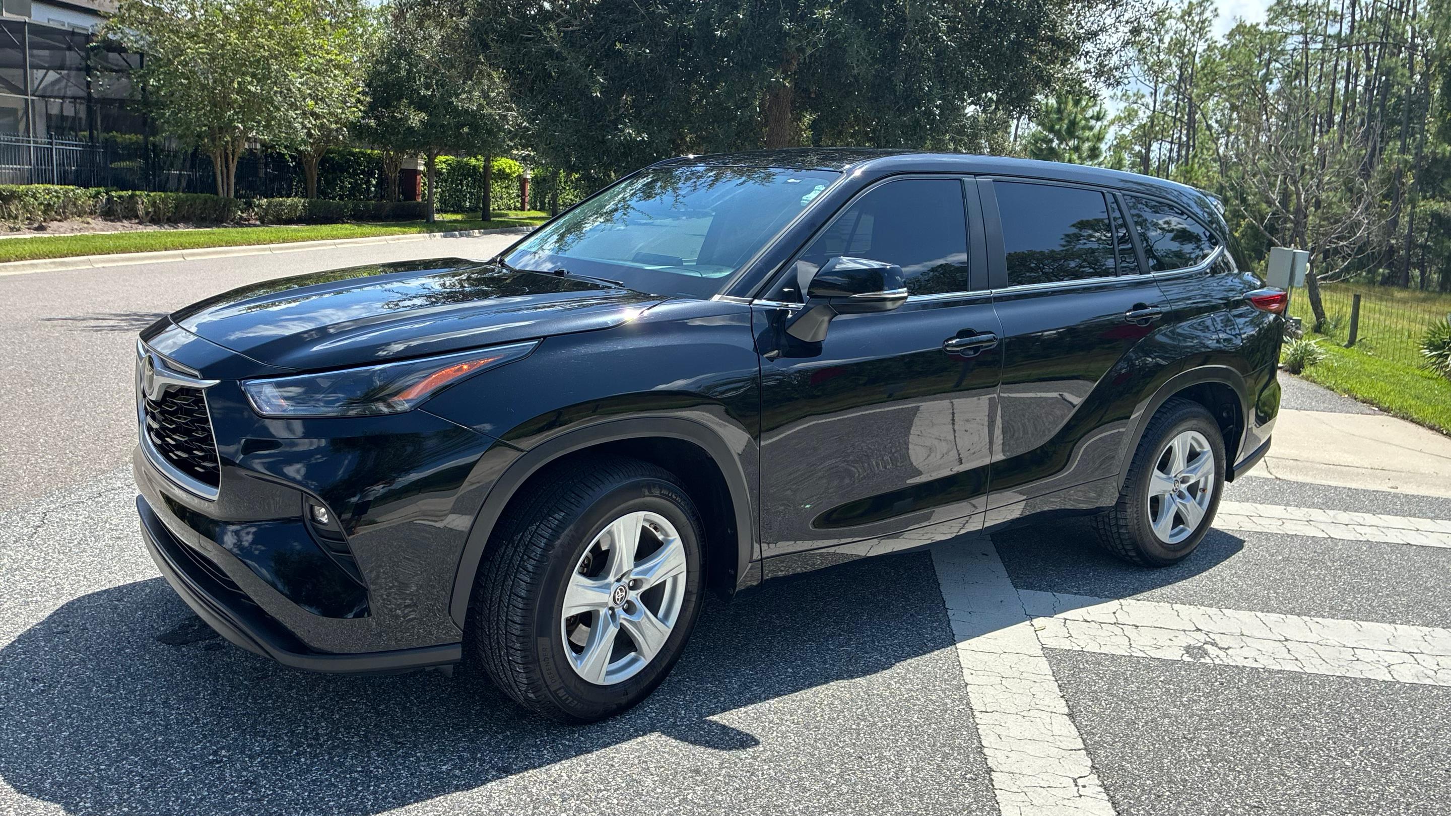 Toyota Highlander 2023 in Windermere, FL