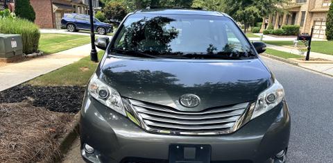Toyota Sienna 2013