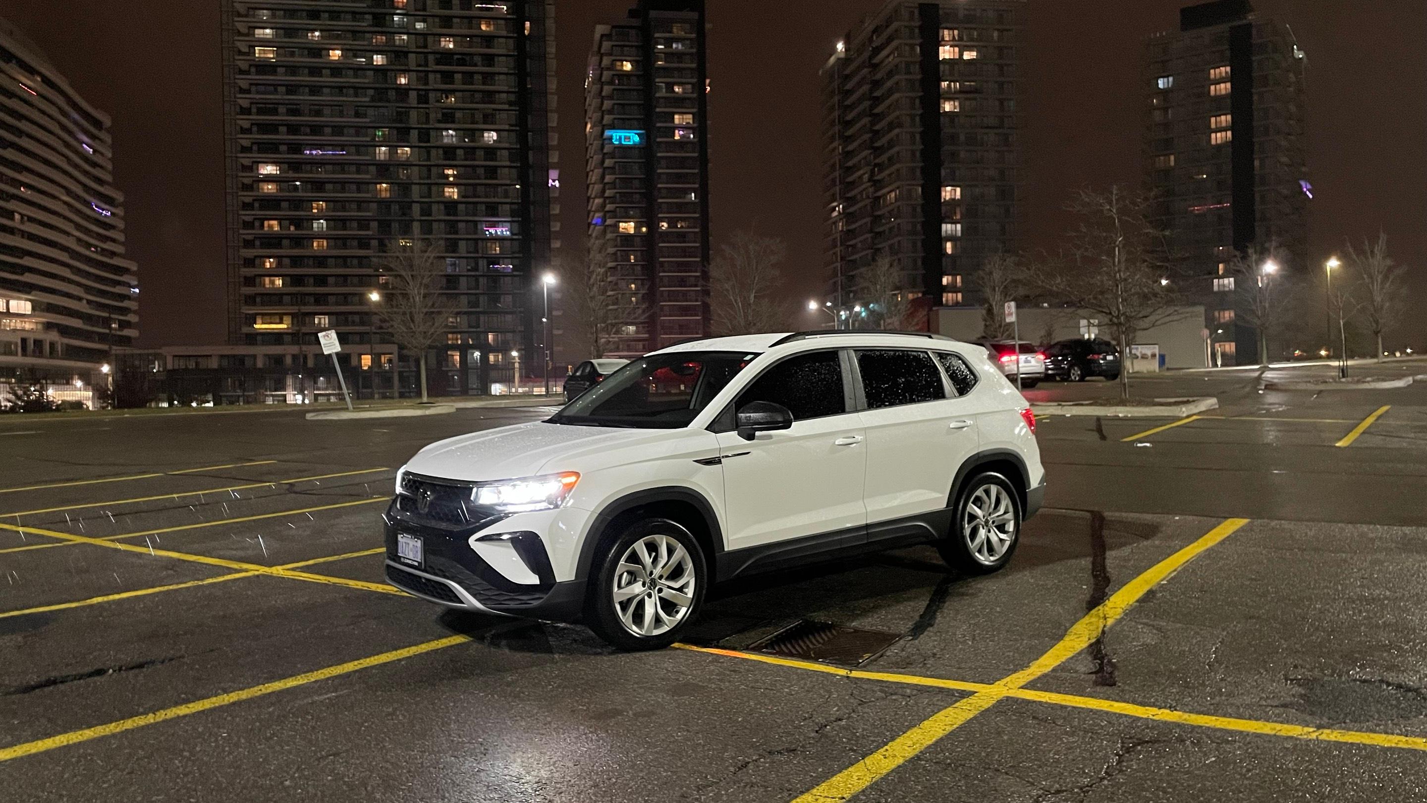 Volkswagen Taos 2023 à Mississauga, ON