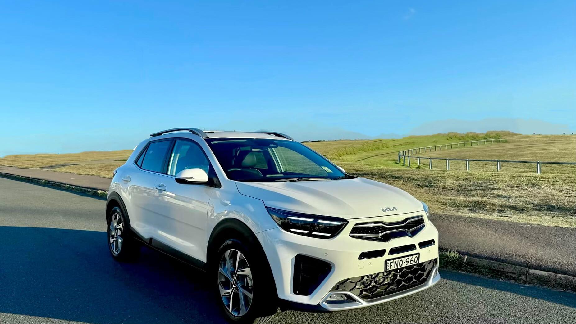 Kia STONIC 2024 in North Willoughby