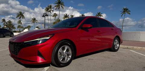 Hyundai Elantra 2023