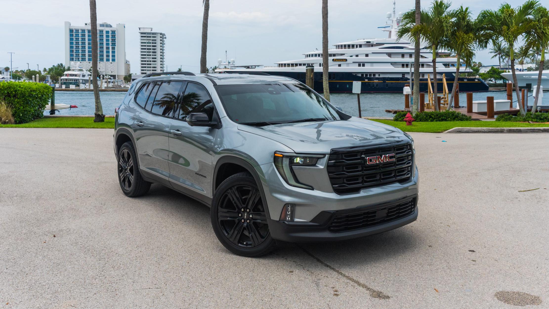 GMC Acadia 2024 in Miami, FL