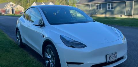 Tesla Model Y 2023