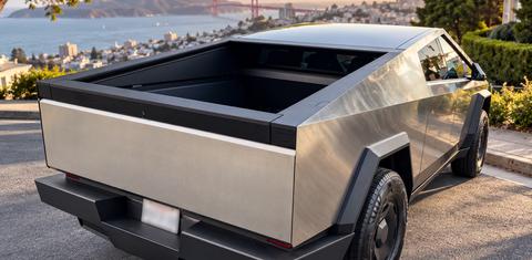 Tesla Cybertruck 2026