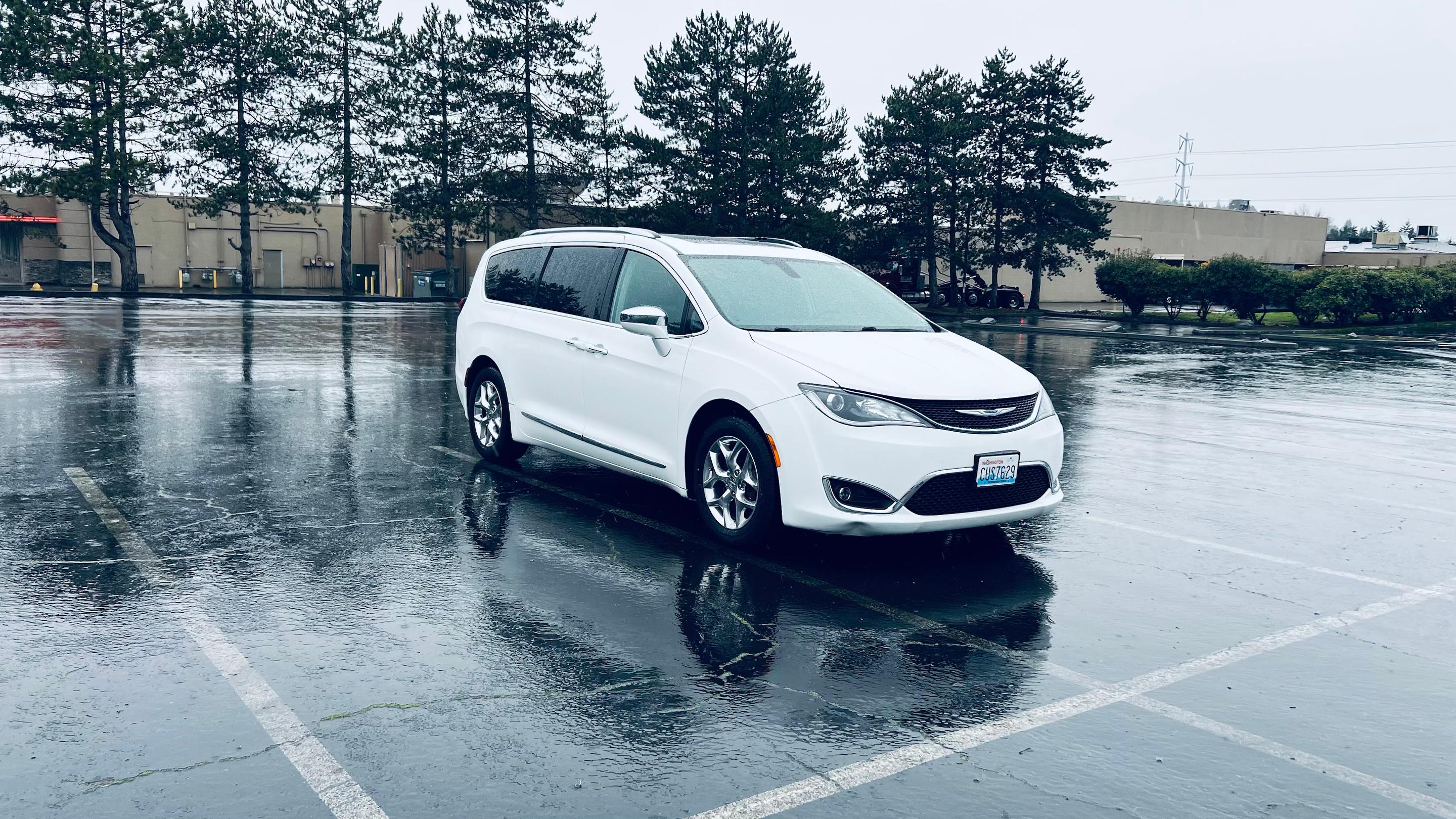 Chrysler Pacifica 2019 in Renton, WA
