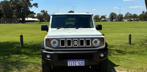 Suzuki JIMNY 2025