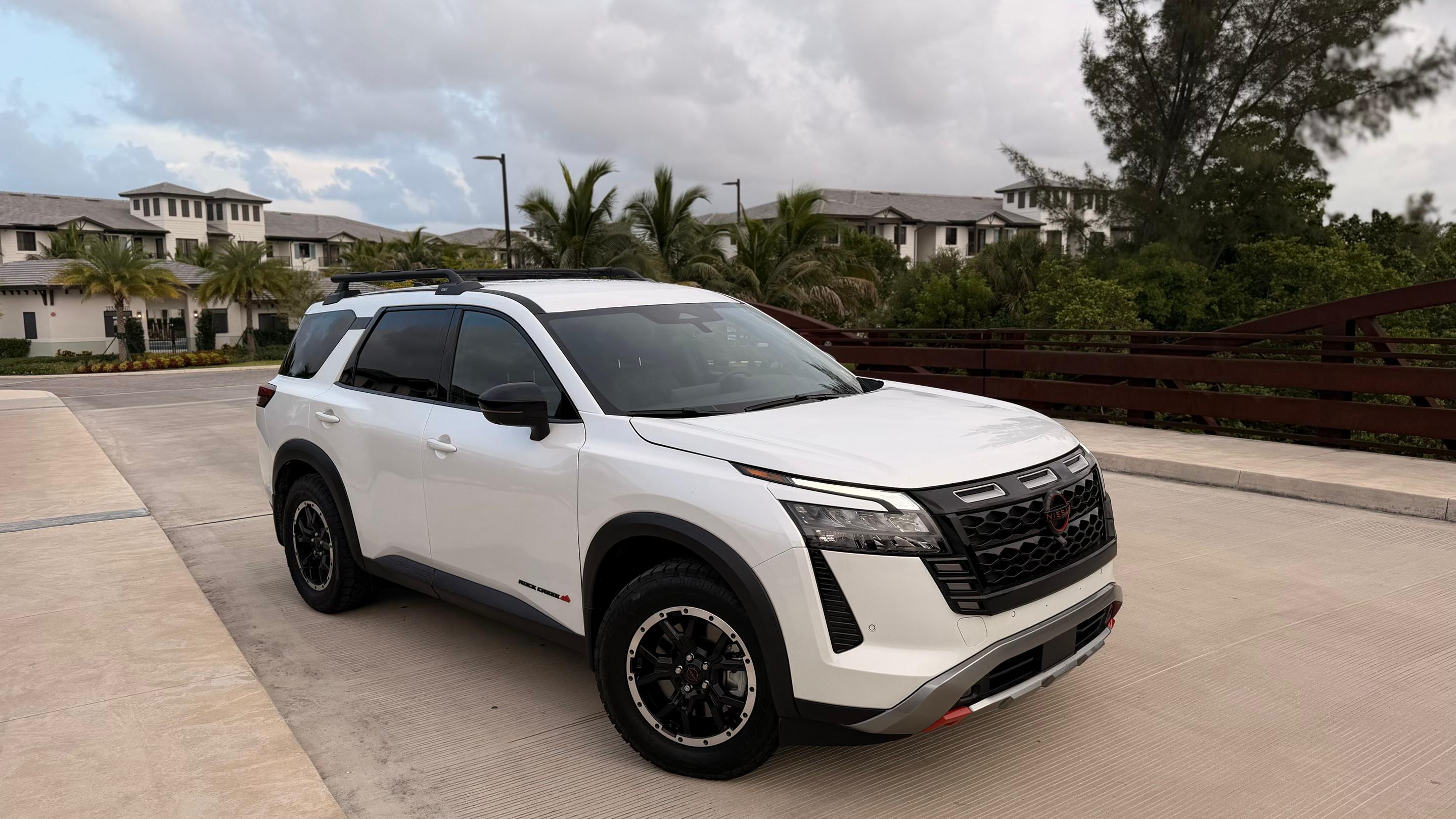 Nissan Pathfinder 2026 in Hollywood, FL