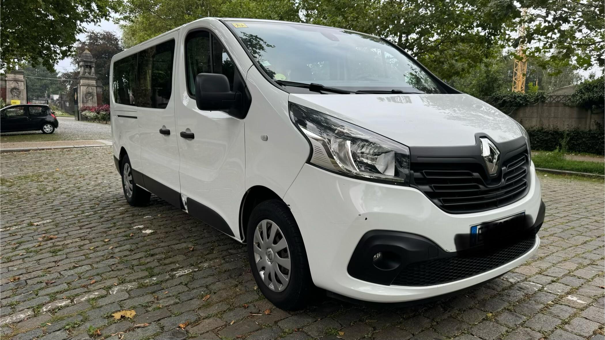 Renault TRAFIC III 2018 à Lyon