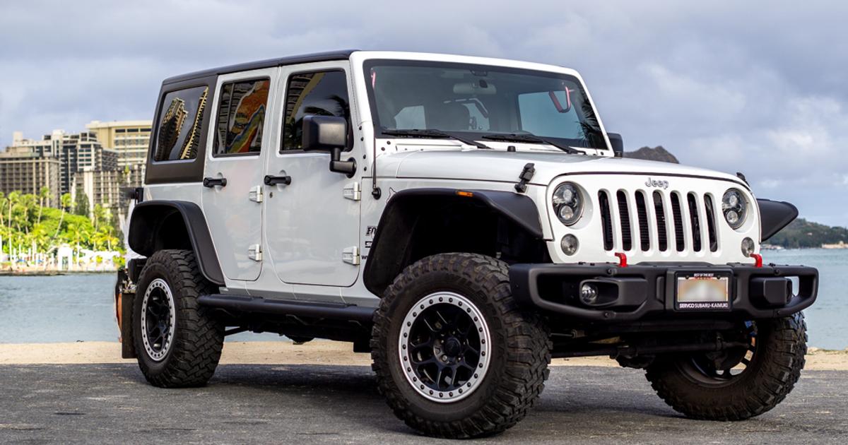 Jeep Wrangler Unlimited 2017 rental in Honolulu, HI by Paradise Host S