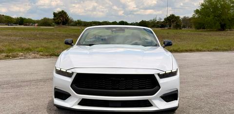 Ford Mustang 2024