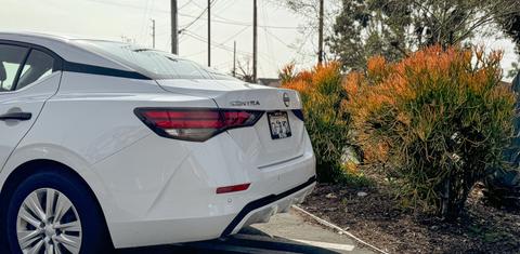 Nissan Sentra 2024