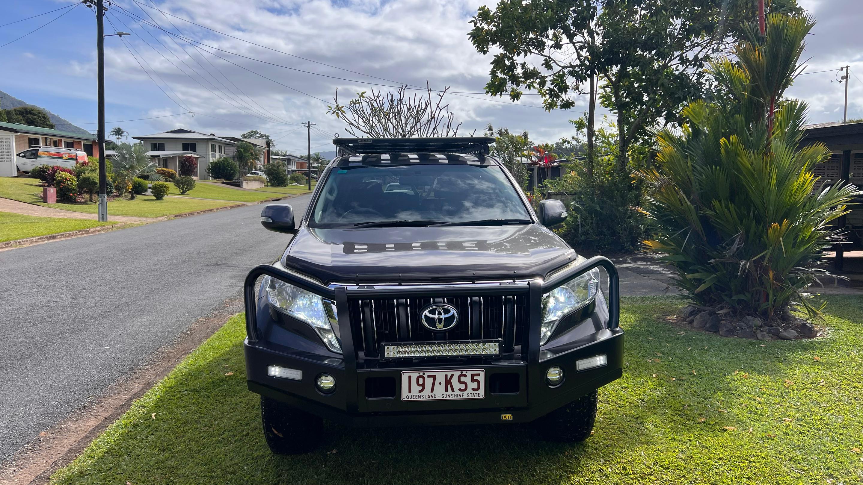 Toyota LANDCRUISER 2016 in Cairns City