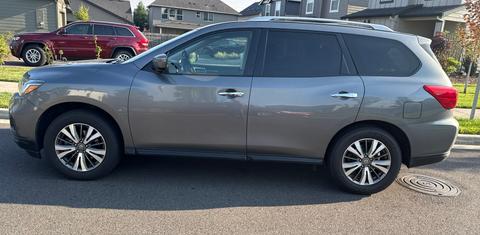 Nissan Pathfinder 2019