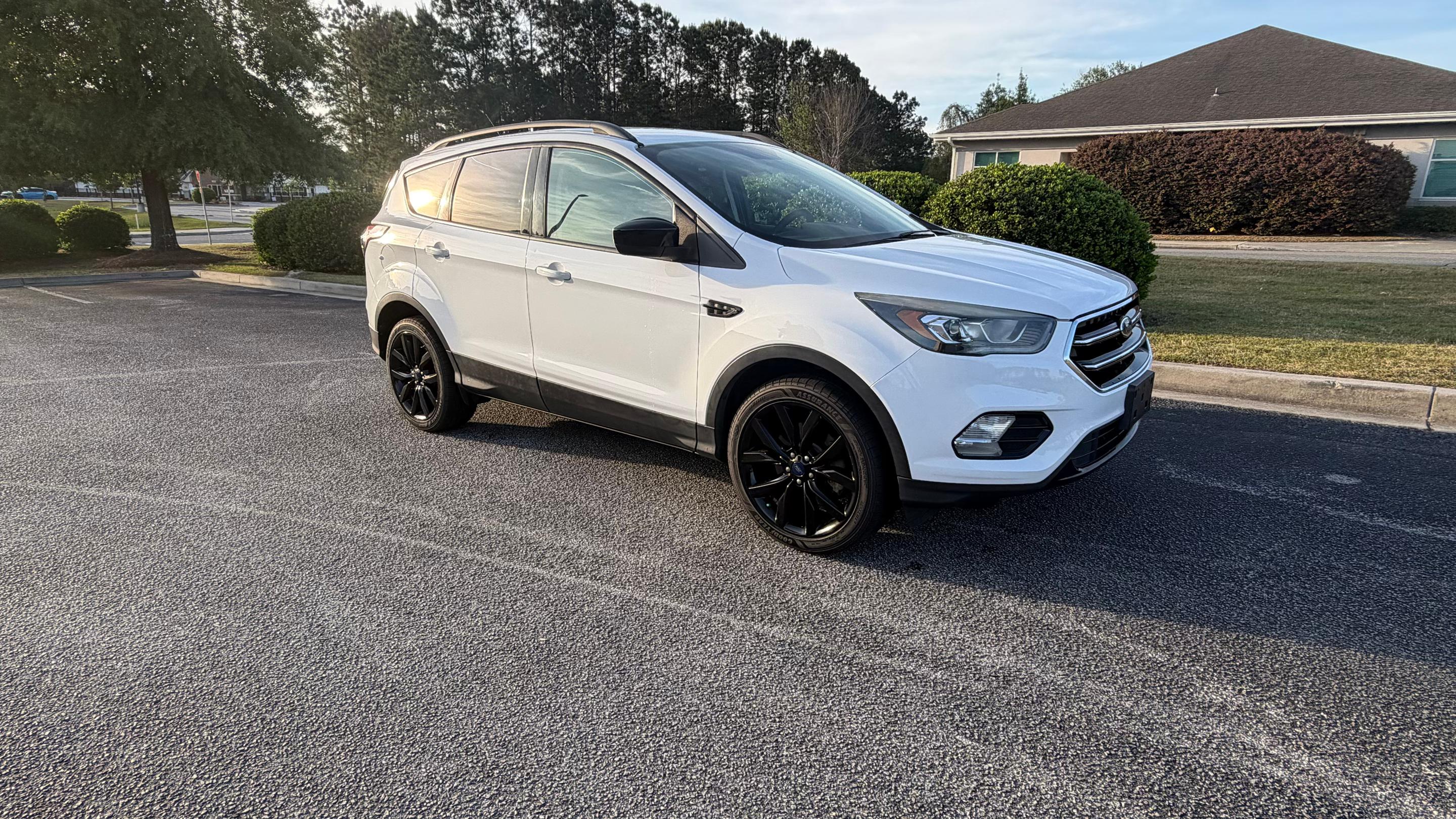 Ford Escape 2017 in 