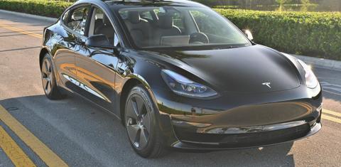 Tesla Model 3 2019