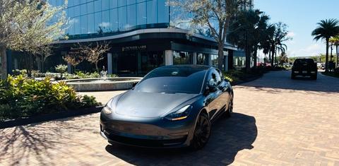 Tesla Model 3 2022