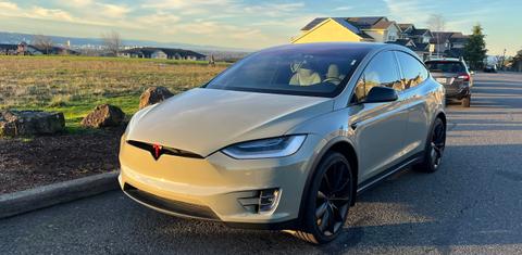 Tesla Model X 2020