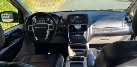 Chrysler Town & Country 2013
