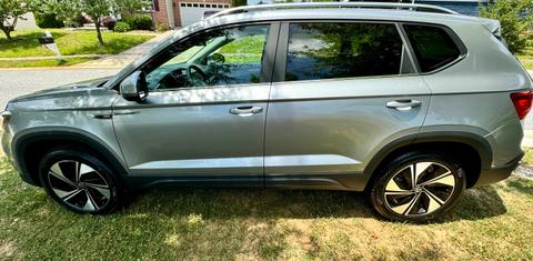 Volkswagen Taos 2024