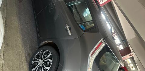 Nissan LEAF 2015