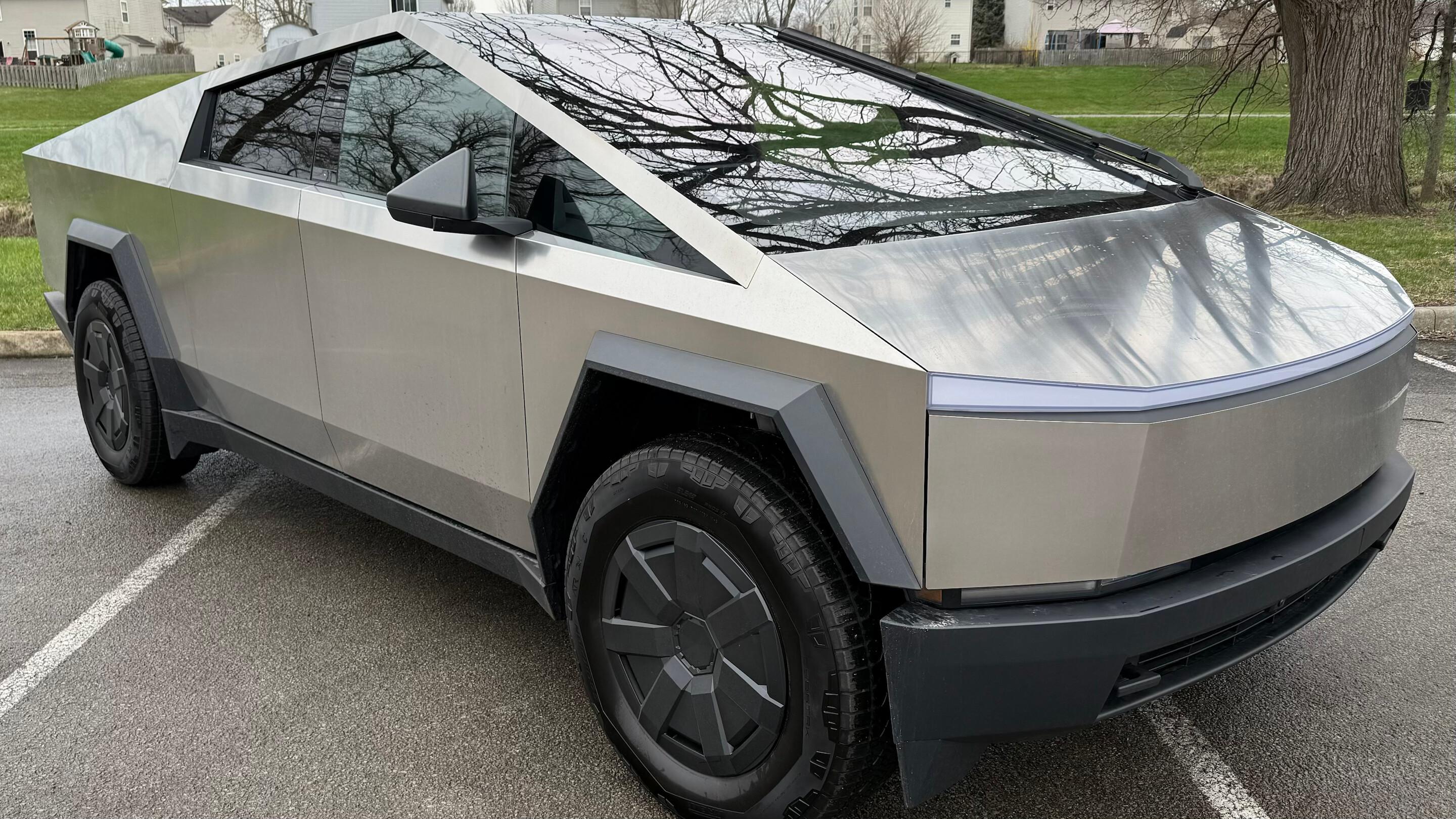 Tesla Cybertruck 2025 in Fishers, IN