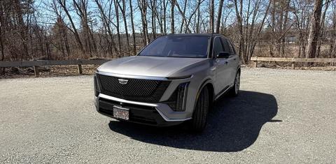 Cadillac VISTIQ 2026