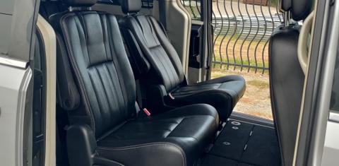 Chrysler Town & Country 2016