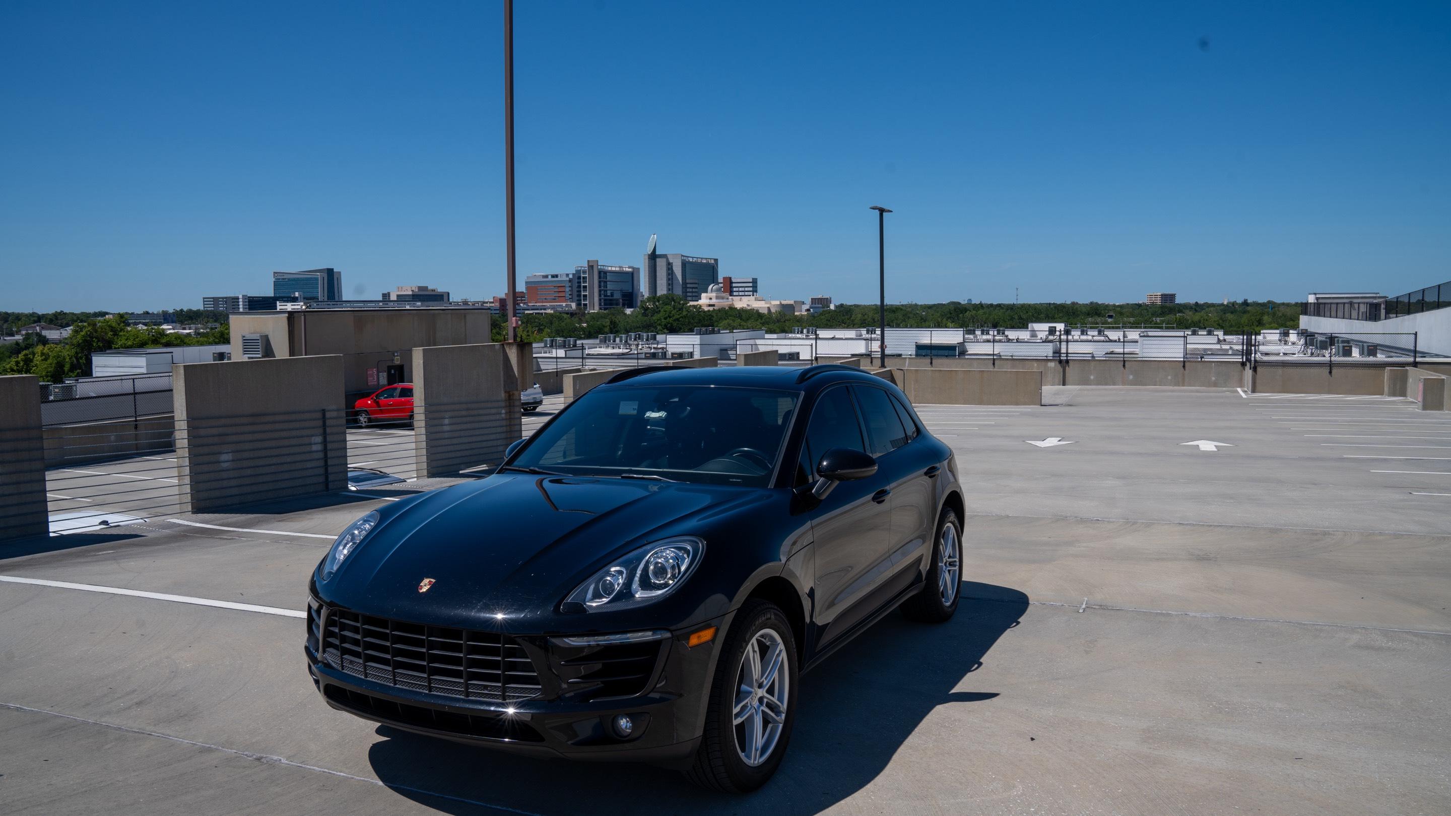Porsche Macan 2018 in Longwood, FL