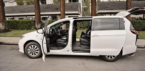 Chrysler Pacifica 2025