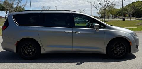 Chrysler Pacifica 2018