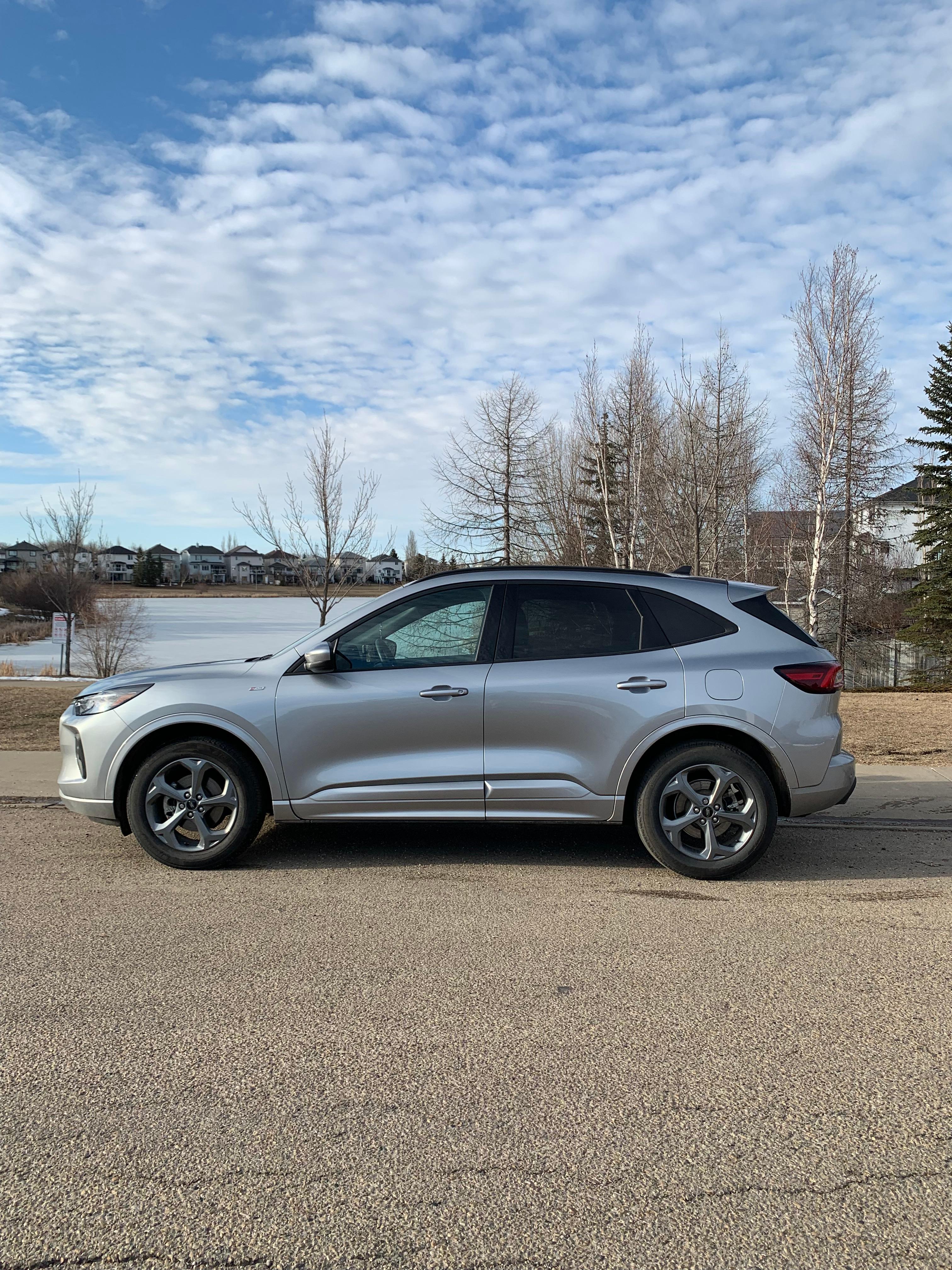 Ford Escape Hybrid 2023 à Edmonton, AB