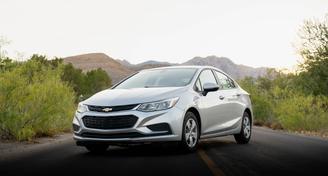Chevrolet Cruze 2017 — Car rental alternative in Bullhead City, AZ