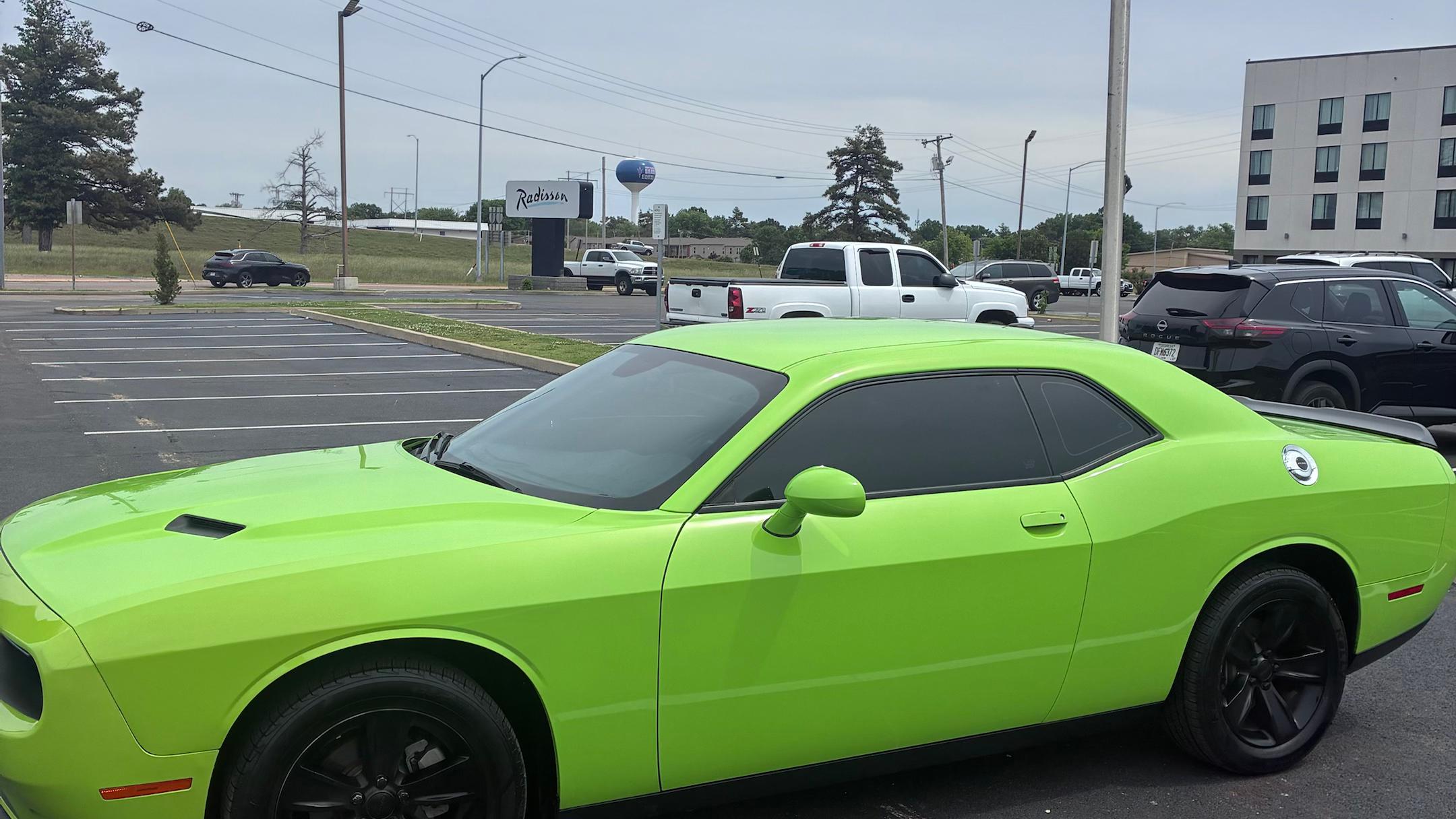 Dodge Challenger 2023 in Memphis, TN