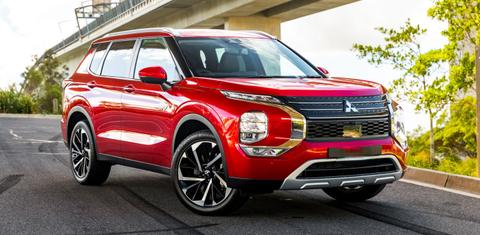 Mitsubishi OUTLANDER 2023