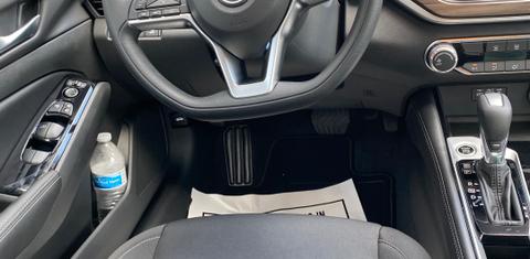 Nissan Altima 2023