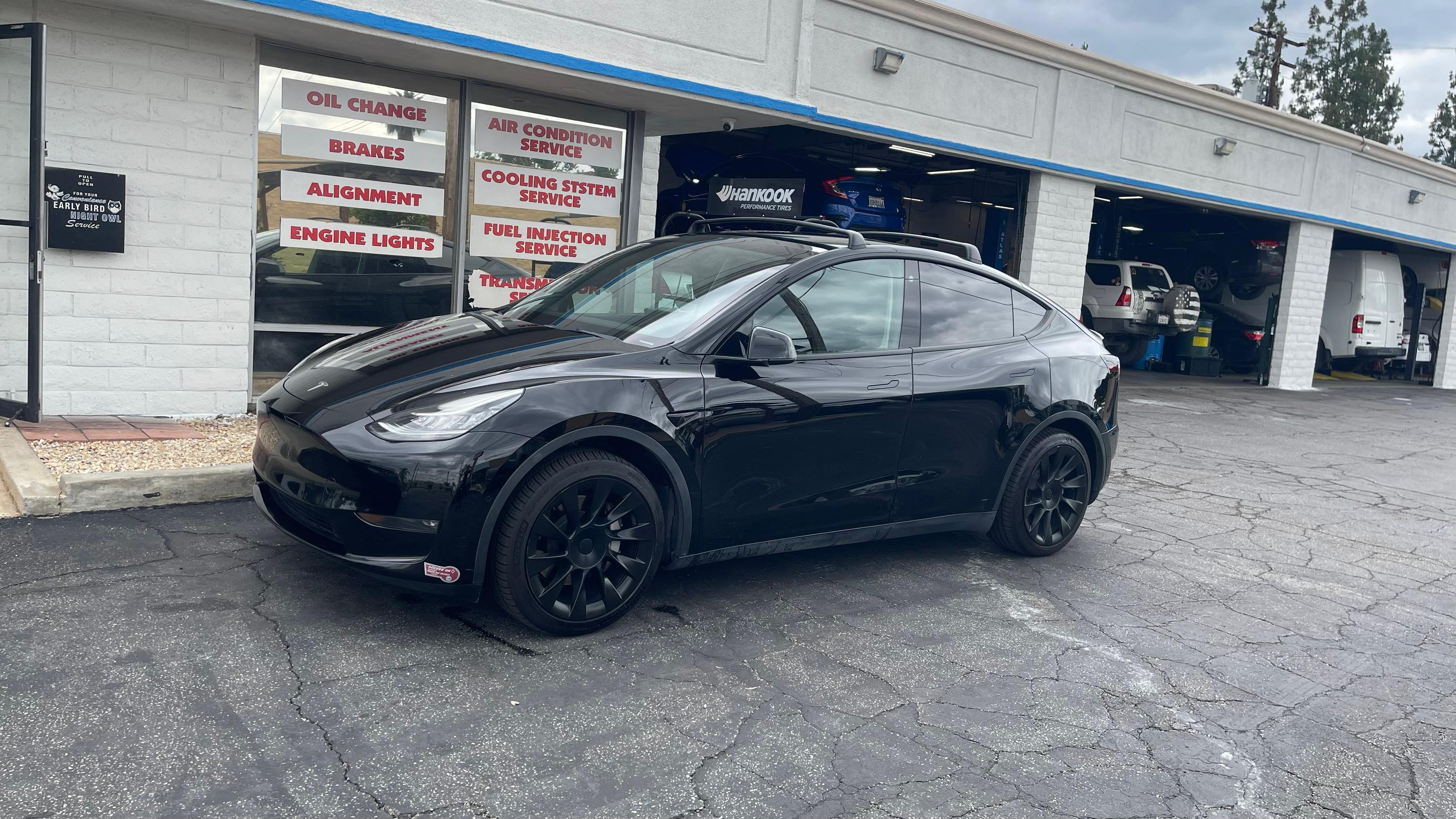 Tesla Model Y 2022 in Covina, CA